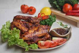 Campur air jeruk lemon, saus tomat, saus tiram, bawang putih, madu resep ayam kuning utuh oven. Diah Didi S Kitchen Ayam Panggang Pedas Manis