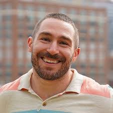 Daniel Spence's Instagram, Twitter & Facebook