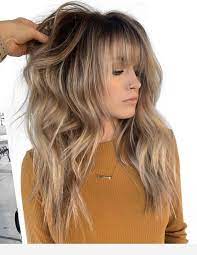 Balayage With Beautiful Dark Roots Long Hair Styles Beyonce Blonde Hair Hair Styles