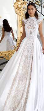10 Pretty Princess Wedding Dresses That Rule Mywedding Gaun Perkawinan Gaun Pengantin Brokat Gaun Pengantin Sederhana