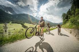 We Don T Race For Glory We Race For Performance Reliability And Technology Fiets