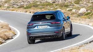 6,724 lbselectricity prem gas combined mpg o. 2017 Porsche Cayenne Review Still The Sports Car Of Suv World