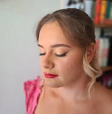 Did someone say old Hollywood glam? Winged liner and Red Lips... classic 💋  #makeup #makeupartist #bridalmakeup #bridalhair #wedding #illawarraweddings  #bridal #bridetobe #southcoastweddings #southernhighlandsweddings  #jervisbayweddings #2026weddings ...