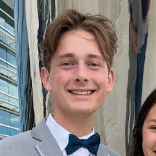 Zach Jacobson's Instagram, Twitter & Facebook