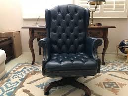 Tufted Leather Executive Office Chair By North Hickory Furniture Company Chair Executive Office Chairs Hickory Furniture