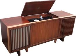 Pin De Umut Odabas En Two Days From Tomorrow Sala De Audio Radios Audio