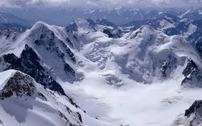 Hd wallpapers & desktop backgrounds. Glacier High Mountains Amazing Ton Of Snow Coat Beautiful Picture Of Moutain Wallpaper Hd Wallpaper Hive