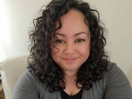 ONE IF OUR FAVORITE DAILY PHOTOS 📷📷💙💙 Happy Mother's Day 💙💙  Congratulations to the talented photographer Elio Delgado for this  beautiful photo 👏👏 “Congratulations to all the women, mothers, wives,  daughters, grandmothers,