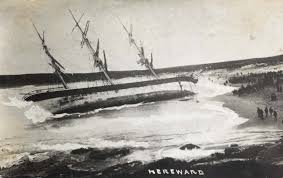 Wreck Of The Hereward Off Maroubra Courtesy Of The Randwick District Historical Society And Randwick City Library Historical Photos Phenomena City Library