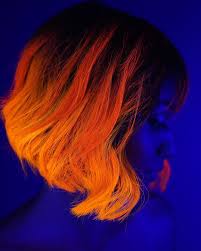 Boredpanda this range has several colours like electric banana, siren's songs etc. Orange Glow In The Dark Hair Isabelfruzyna