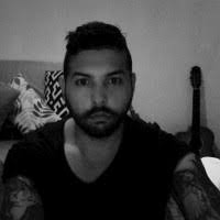 80+ perfiles de «Key»