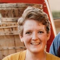 Andrea Nielsen's Instagram, Twitter & Facebook