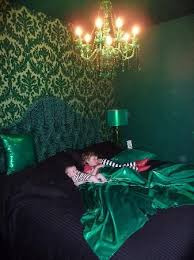 Kids Enjoying The Wizard Of Oz Room At The Roxbury Contemporary Catskill Lodging Omg I Wanna Live Here Too Cool Rooms Fantasy Rooms Contemporary