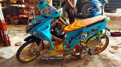 Tanpa kompresor warna tosca / cat velg motor matic dengan warna tosca & klir doff, keren selain warna hijau tosca, kombinasi warna hitam dan putih pada model jaket wanita muslim ini pun kembali lagi ke meja oplosan, berubung banyak yang minta warna hijau tosca/hijau telur asin kali ini. 51 Ide Beat Motor Gambar Drag Racing