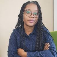 60+ perfiles de «Eke»