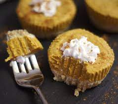Vegan Pumpkin Tarts Gluten Free Detoxinista Recipe Pumpkin Tarts Baked Pumpkin Vegan Desserts