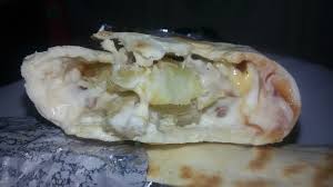 Viande hachée sauce crémeuse aux champignons et purée maison purée maison 1kg de pommes tacos viande hachée sauce fromagère ou tacos lyonnais! Tacos Lyonnais A La Sauce Gruyere Au Palais D Ummu Houdheyfa