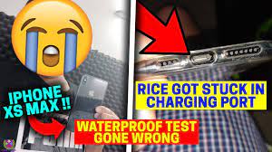 Seriously, junk in the port is common (that applies for macs with magsafe too) and it can try drying it out for 72 hours or so in silica or rice, it could revive it, otherwise you may just need a new iphone or hardware component to fix the problem. Iphone Xs Max Waterproof Test Gone Wrong Rice Got Stuck In Charging Port Youtube