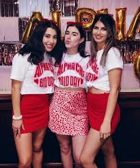 Alpha Chi Omega Bid Day At Loyola Marymount University In 2020 Custom Greek Apparel Greek Clothing Sorority Tees