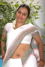 Hot aunty navel enjoyed by her neighbour boy. Enaku Puducha Aunty Home Facebook