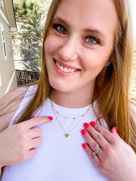 Kendra scott finch earrings