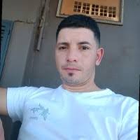 100+ perfis com “Daniel Frutos”