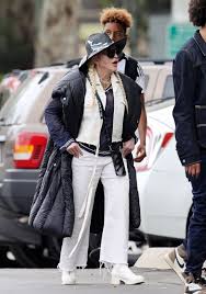 Madonna's official web site and fan club, featuring news, photos, concert tickets, merchandise, and during the past few months, some of madonna's singles and remixes from the 90s and 00s were. Madonna And Ahlamalik Williams In Los Angeles 05 03 2021 Celebmafia