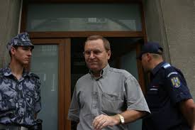 Şi toată lumea fu până peste poate de mulţumită şi. Dinel Staicu Omul Cu O Mie De FeÅ£e Evenimentul Zilei