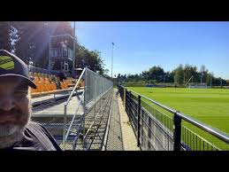 Kitur naudojant ar cituojant šį straipsnį, būtina nurodyti jo autorius bei redaktorius.autorius. Stadium Guide Lks Goczalkowice Zdroj Poland 2020 09 09 Youtube