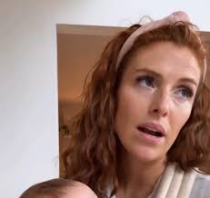 Did anyone catch last weeks podcast? Audrey said it got spicy. 🙄 :  r/LittlePeopleBigWorld