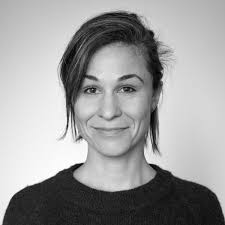 Angela Muller's Instagram, Twitter & Facebook