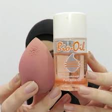 Bio Oil Gel Before And After Mixing Your Foundation With This Drugstore Staple Could Be The Key To Better Looking Skin Newbeauty Bio Oil For Face Bio Oil Bio Oil Skin