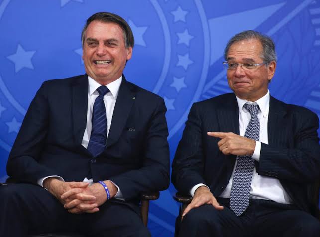 Resultado de imagem para bolsonaro e guedes"