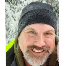 As I sat eating lunch today I watched while six Dayton Beach Police  Officers came into the restaurant. One by one they ordered their lunch and  had a seat. Watching them more