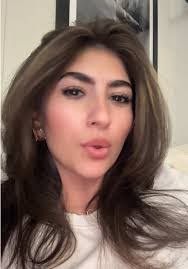 Michele Abramo's Instagram, Twitter & Facebook