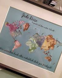 Diese Art Geldgeschenke Zu Verpacken Kommt Besonders Gut An Wenn Die Beschenkten Auf Eine Grosse Reise Oder Die Fli Geschenke Geschenkideen Geschenk Hochzeit