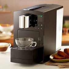 We search the web and deliver the best coffee related products including coffee makers, tea machines, single cup coffee cups, gourmet tea and coffees, and a variety of gifts for coffee lovers. Verismo V 585 Brewer Piano Black 399 00 At Starbucksstore Com Coffee Store Best Coffee Maker Single Cup Coffee Maker
