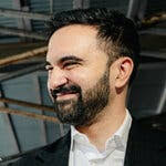 Miss Platzer Leads in Golf