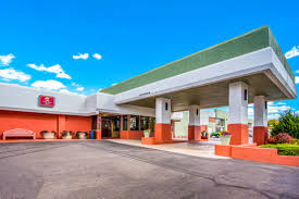 Las habitaciones del clarion inn international drive ofrecen servicio de traslado gratuito a los parques temáticos, aire acondicionado que brinda una comodidad y conveniencia excepcionales, y los. Clarion Inn Hotel In Grand Junction Co