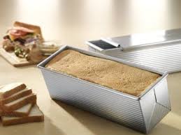 Usa Pans 9 X 4 X 4 Inch Pullman Aluminized Steel With Americoat Amazon Com Kitchen Dining Pullman Loaf Pan Loaf Pan Pullman Bread