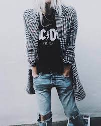 25 Rocker Chic Winter Outfits You Will Love Myschooloutfits Com Chic Winter Outfits Cool Street Fashion Fashion