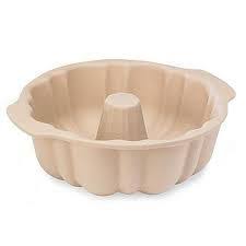 Pampered Chef Stoneware Bundt Pan Love Mine Not Just For Cake How About A Chicken Roasted Over T Pampered Chef Stoneware Pampered Chef Pampered Chef Recipes