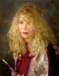 Realism Painter StarrAbbott : Her artistic pictures are an embodiment of  her background