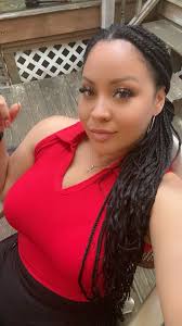 Beautiful Woman Right Here