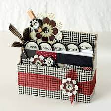 This is a chalkboard clip that can be found at a variety of craft stores…and big box stores in their wedding/craft sections. Index Card Holder The Hybrid Chick