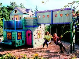 The design is useful in preventing accidents and collisions that occur with playground swings. Places To Play Diy