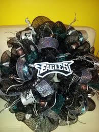 Philadelphia eagles deco mesh wreath. Philadelphia Eagles Wreath Hubby Would Love This One Too Sports Wreaths Wreath Decoration Football Wreath