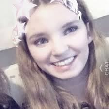 Ellen Leslie (@elles_ecrit)