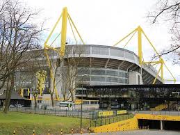 Dortmund bvb echte liebe 09. Borussia Dortmund Eine Ordnerin Berichtet Uber Ihre Arbeit Im Stadion