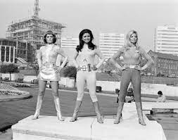 However, they too are attacked by the ufo's vessel and, as a result, their submarine is grounded on a ledge. Sixties Ufo Tv Series Actresses From The Science Fiction